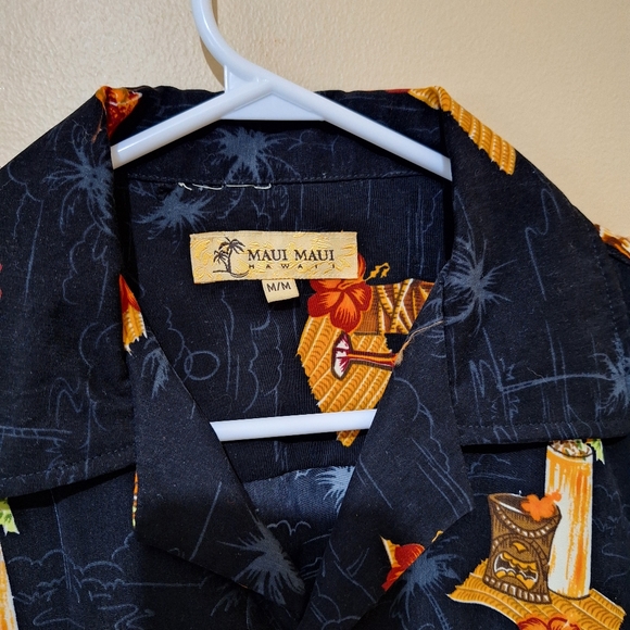 Maui Maui Hawaiian Shirt - Picture 2 of 6